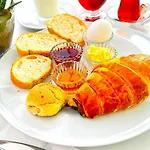 A Mem Of Royal Group Kaya Royal - 24 Coffees And Tea Are Free - Day Enjoy Coffees Or Tea With Sea View Terrace Hotell Istanbul