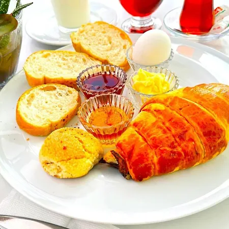 A Mem Of Royal Group Kaya Royal - 24 Coffees And Tea Are Free - Day Enjoy Coffees Or Tea With Sea View Terrace Ξενοδοχείο Κωνσταντινούπολη